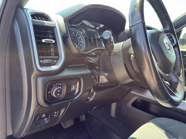 Photo of 2022 Bright White RAM 1500