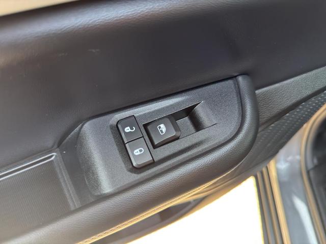 Photo of 2023 Metallic Jeep Grand Cherokee