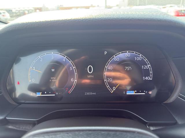 Photo of 2023 Metallic Jeep Grand Cherokee