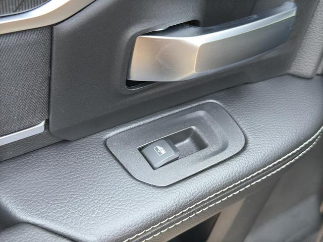Photo of 2025 Granite Crystal Clearcoat Metallic RAM 2500