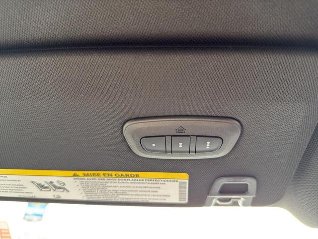 Photo of 2025 Bright White Clearcoat Jeep Grand Cherokee L