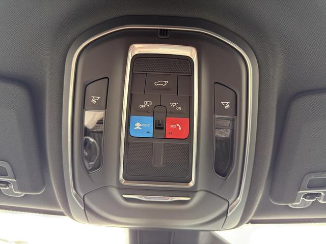 Photo of 2025 Bright White Clearcoat Jeep Grand Cherokee L