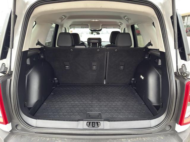 Photo of 2022 Oxford White Ford Bronco Sport