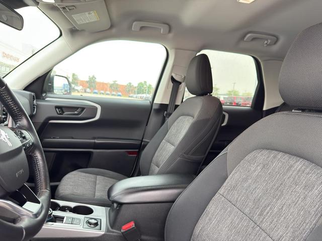 Photo of 2022 Oxford White Ford Bronco Sport