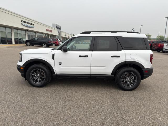 Photo of 2022 Oxford White Ford Bronco Sport
