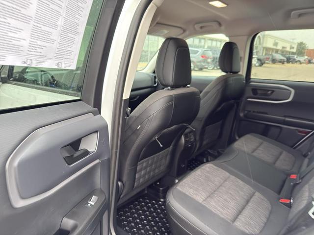 Photo of 2022 Oxford White Ford Bronco Sport