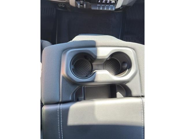 Photo of 2026 Hydro Blue Pearl RAM 1500