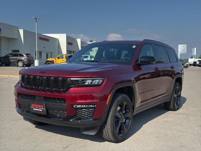 Photo of 2025 Velvet Red Pearlcoat Jeep Grand Cherokee L