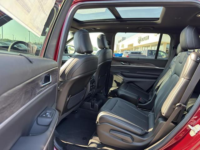 Photo of 2025 Velvet Red Pearlcoat Jeep Grand Cherokee L