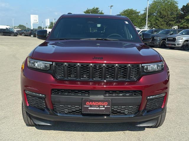 Photo of 2025 Velvet Red Pearlcoat Jeep Grand Cherokee L