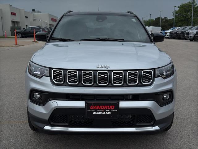 Photo of 2025 Silver Zynith Jeep Compass