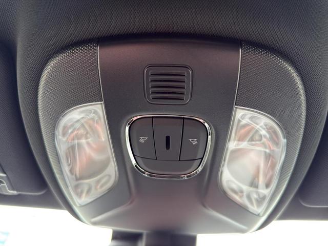 Photo of 2025 Silver Zynith Jeep Compass