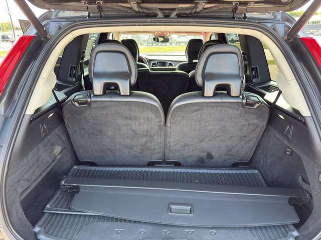 Photo of 2023 Platinum Grey Metallic Volvo XC90