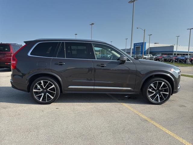 Photo of 2023 Platinum Grey Metallic Volvo XC90