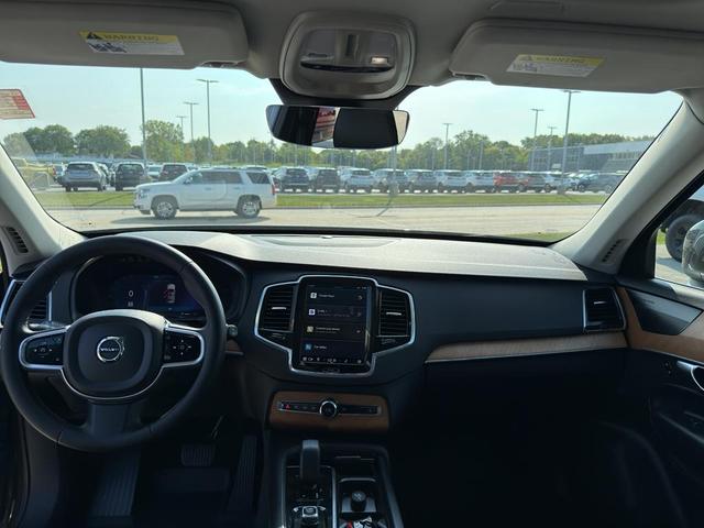 Photo of 2023 Platinum Grey Metallic Volvo XC90