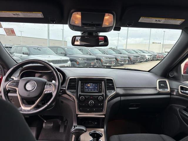Photo of 2014 Deep Cherry Red Crystal Pearlcoat Jeep Grand Cherokee