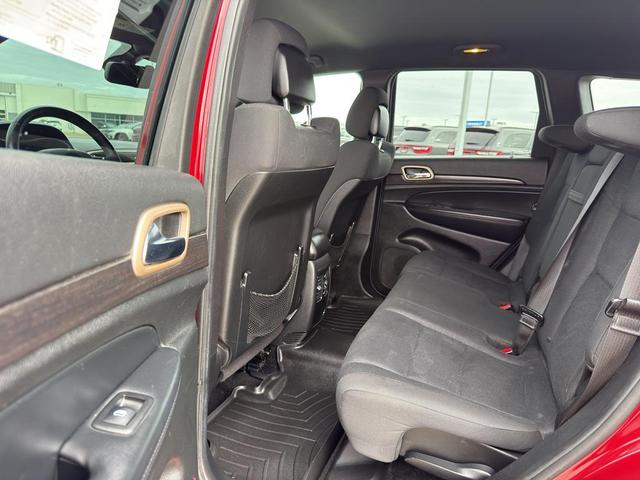 Photo of 2014 Deep Cherry Red Crystal Pearlcoat Jeep Grand Cherokee