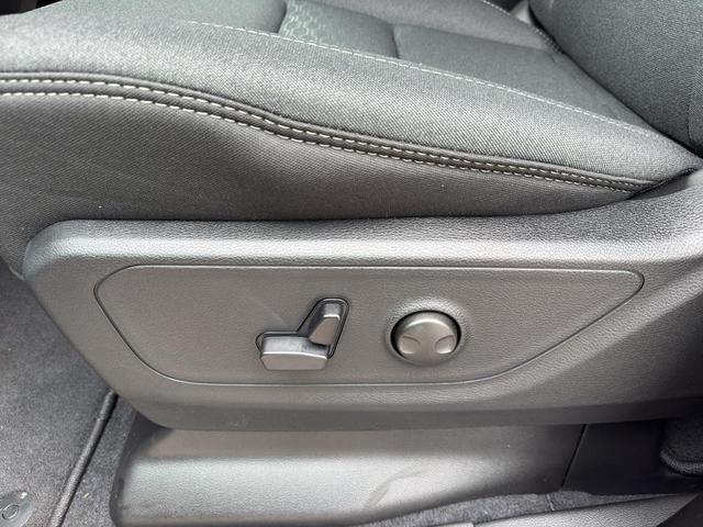 Photo of 2026 Blue Metallic RAM 1500