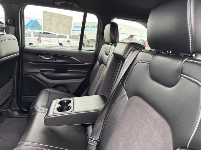 Photo of 2024 Velvet Red Pearlcoat Jeep Grand Cherokee