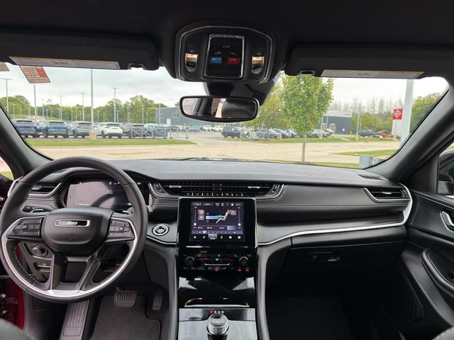 Photo of 2024 Velvet Red Pearlcoat Jeep Grand Cherokee