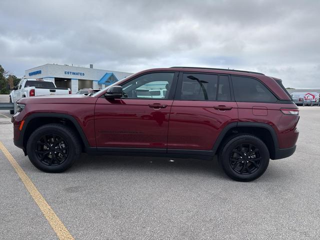 Photo of 2024 Velvet Red Pearlcoat Jeep Grand Cherokee