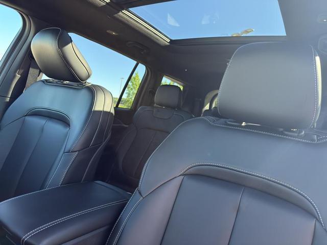 Photo of 2025 Metallic Jeep Grand Cherokee L
