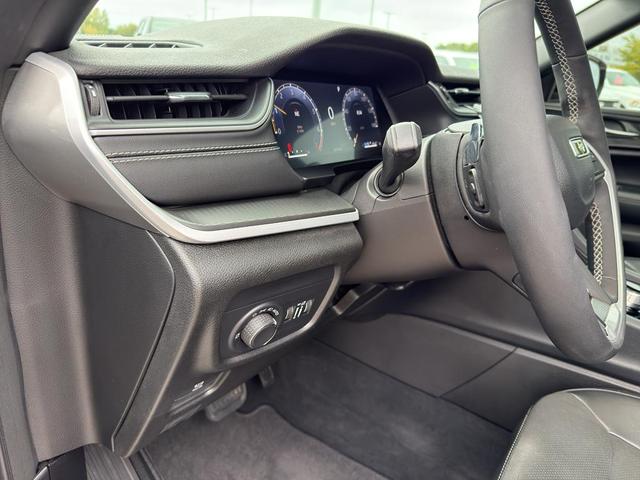 Photo of 2024 Silver Zynith Jeep Grand Cherokee