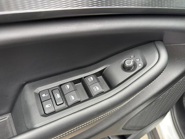 Photo of 2024 Silver Zynith Jeep Grand Cherokee