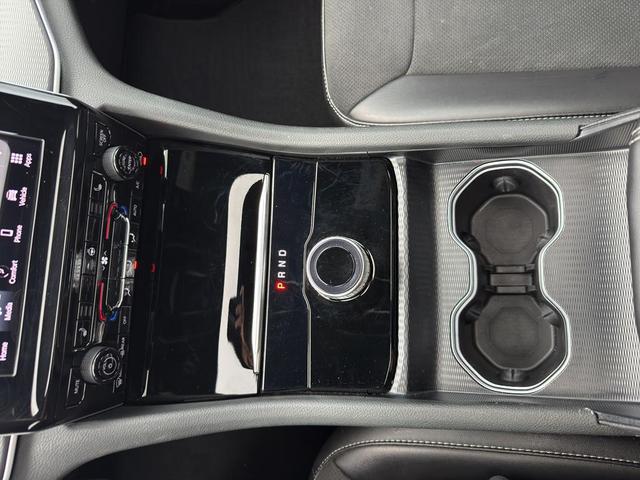 Photo of 2024 Silver Zynith Jeep Grand Cherokee