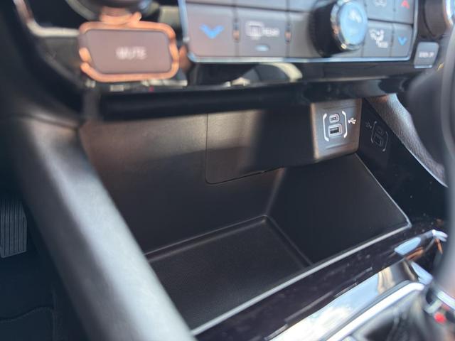 Photo of 2025 Silver Zynith Jeep Compass