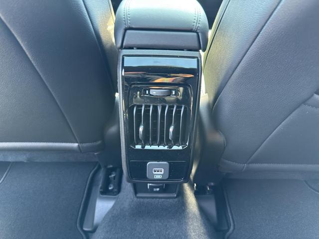 Photo of 2025 Silver Zynith Jeep Compass