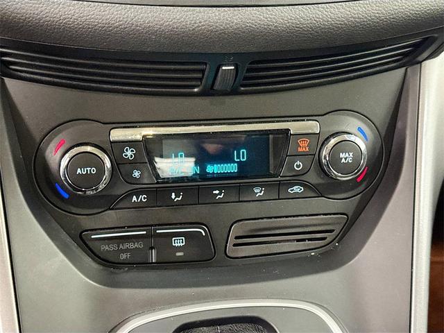 Photo of 2015 White Ford C-Max Hybrid