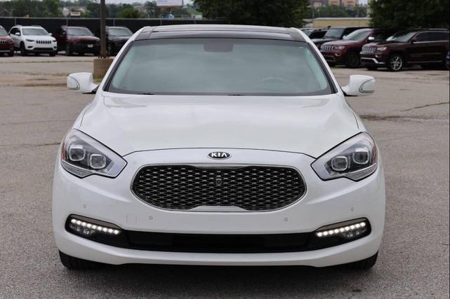 Photo of 2016 White Kia K900