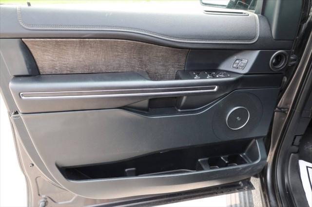 Photo of 2021 Gray Ford Expedition
