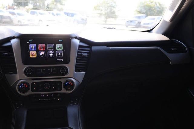 Photo of 2020 White GMC Yukon XL