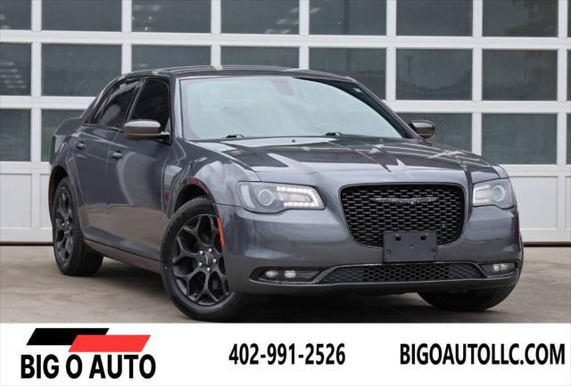 2019 Chrysler 300