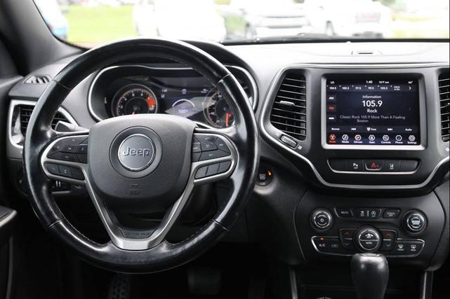 Photo of 2021 Blue Jeep Cherokee