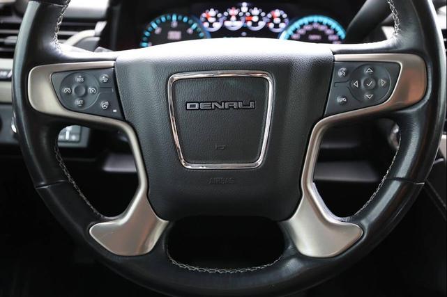 Photo of 2019 Black GMC Yukon XL