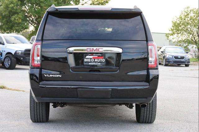 Photo of 2019 Black GMC Yukon XL