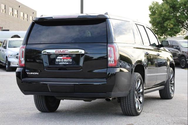 Photo of 2019 Black GMC Yukon XL