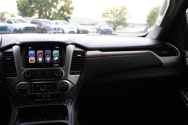 Photo of 2019 Black GMC Yukon XL