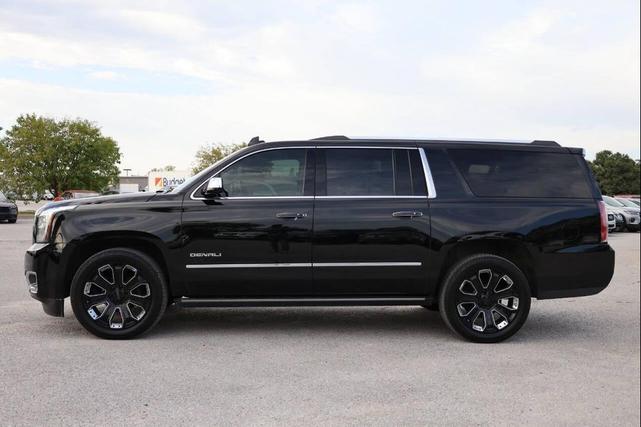 Photo of 2019 Black GMC Yukon XL