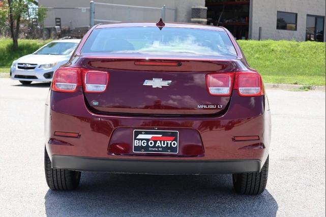 Photo of 2015 Red Chevrolet Malibu