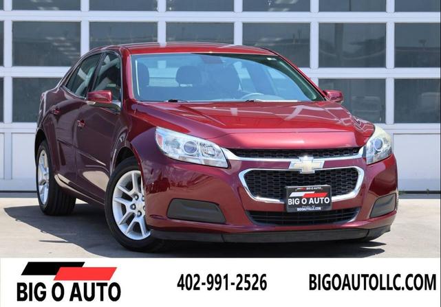 Photo of 2015 Red Chevrolet Malibu