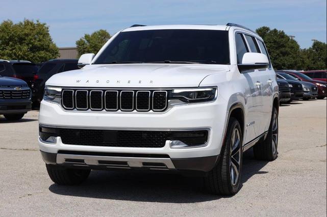 Photo of 2022 White Jeep Wagoneer