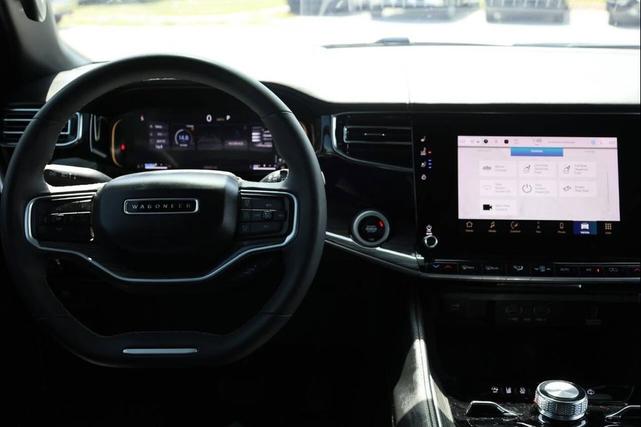 Photo of 2022 White Jeep Wagoneer