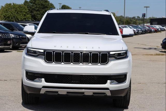Photo of 2022 White Jeep Wagoneer