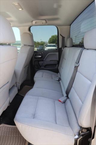 Photo of 2018 Silver Chevrolet Silverado 1500