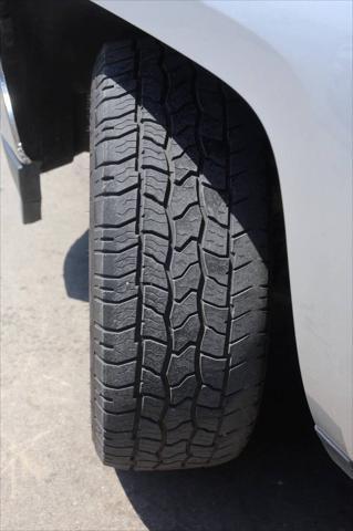 Photo of 2018 Silver Chevrolet Silverado 1500