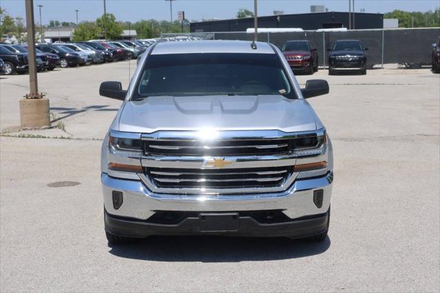 Photo of 2018 Silver Chevrolet Silverado 1500